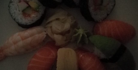 Sushi i svagt lys. Foto: Jonas Ekelund, Lyd & Billede