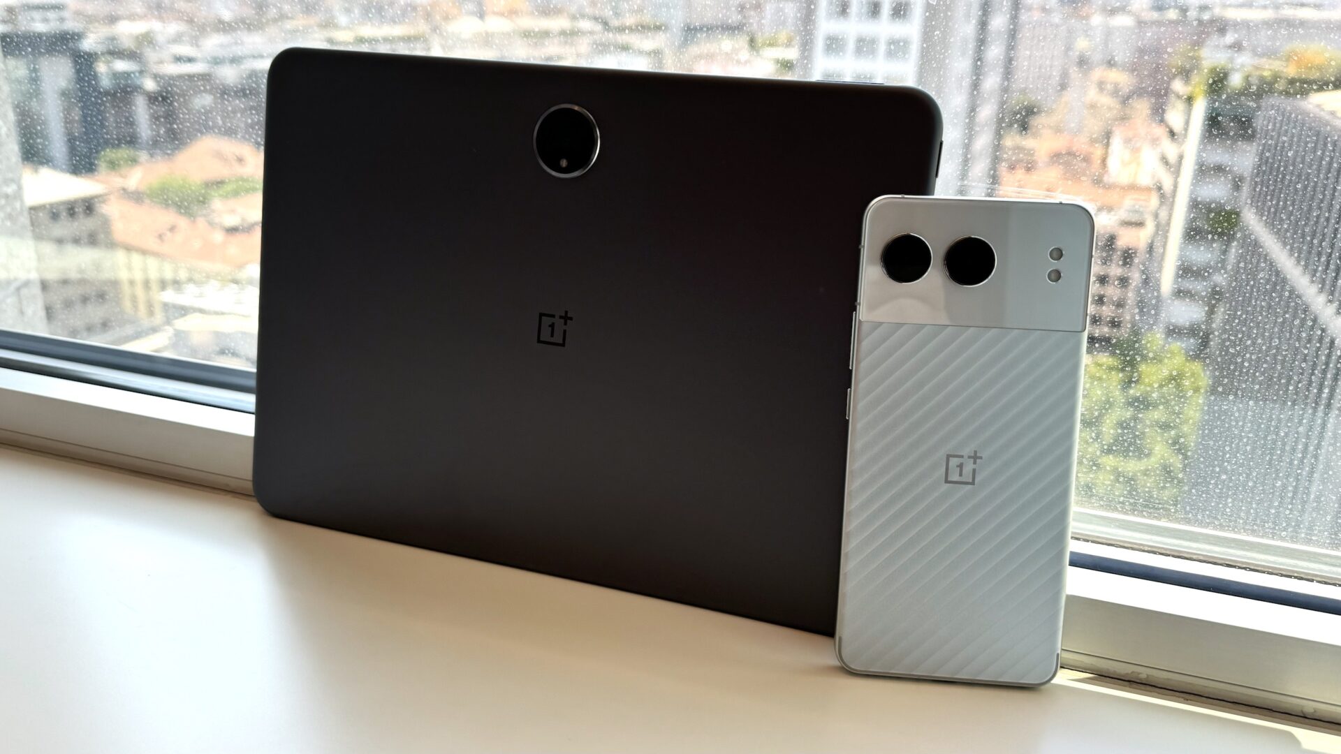 Ny Nord-mobil og prisbillig tablet fra OnePlus