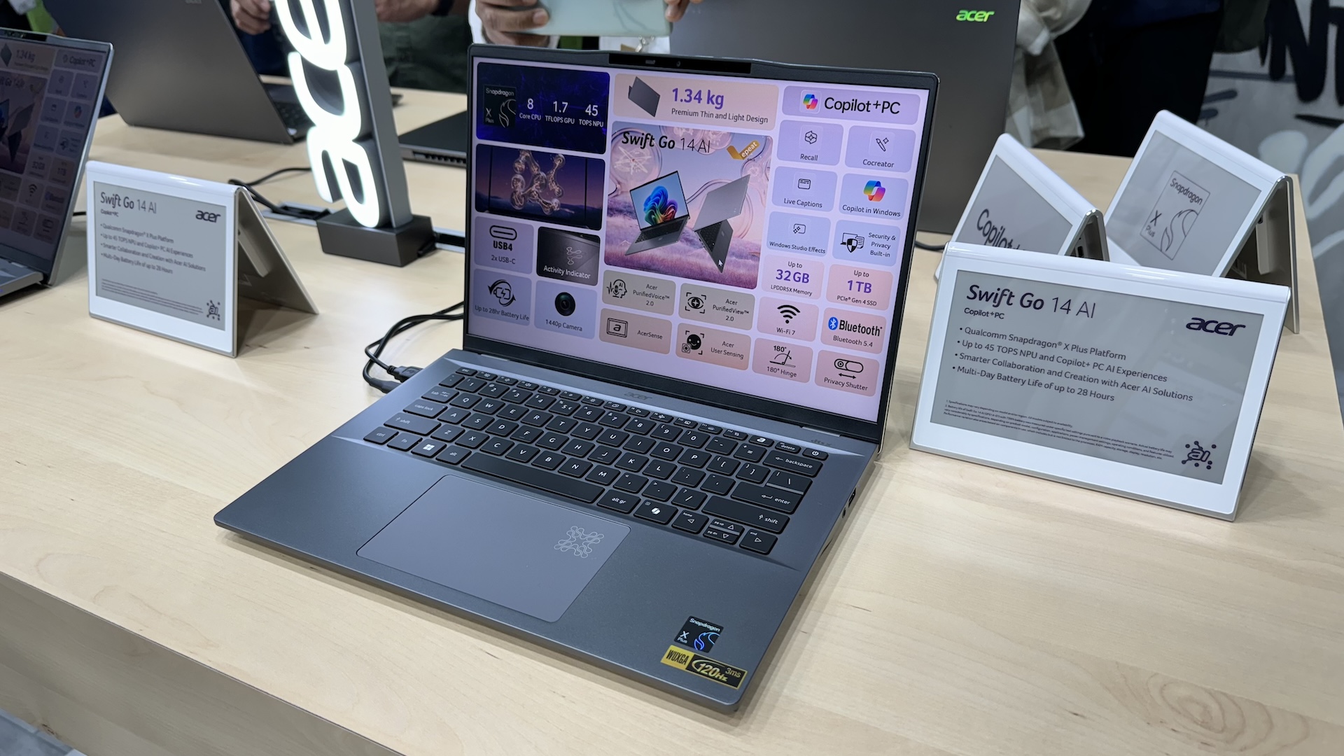 Acer Swift Go 14 AI