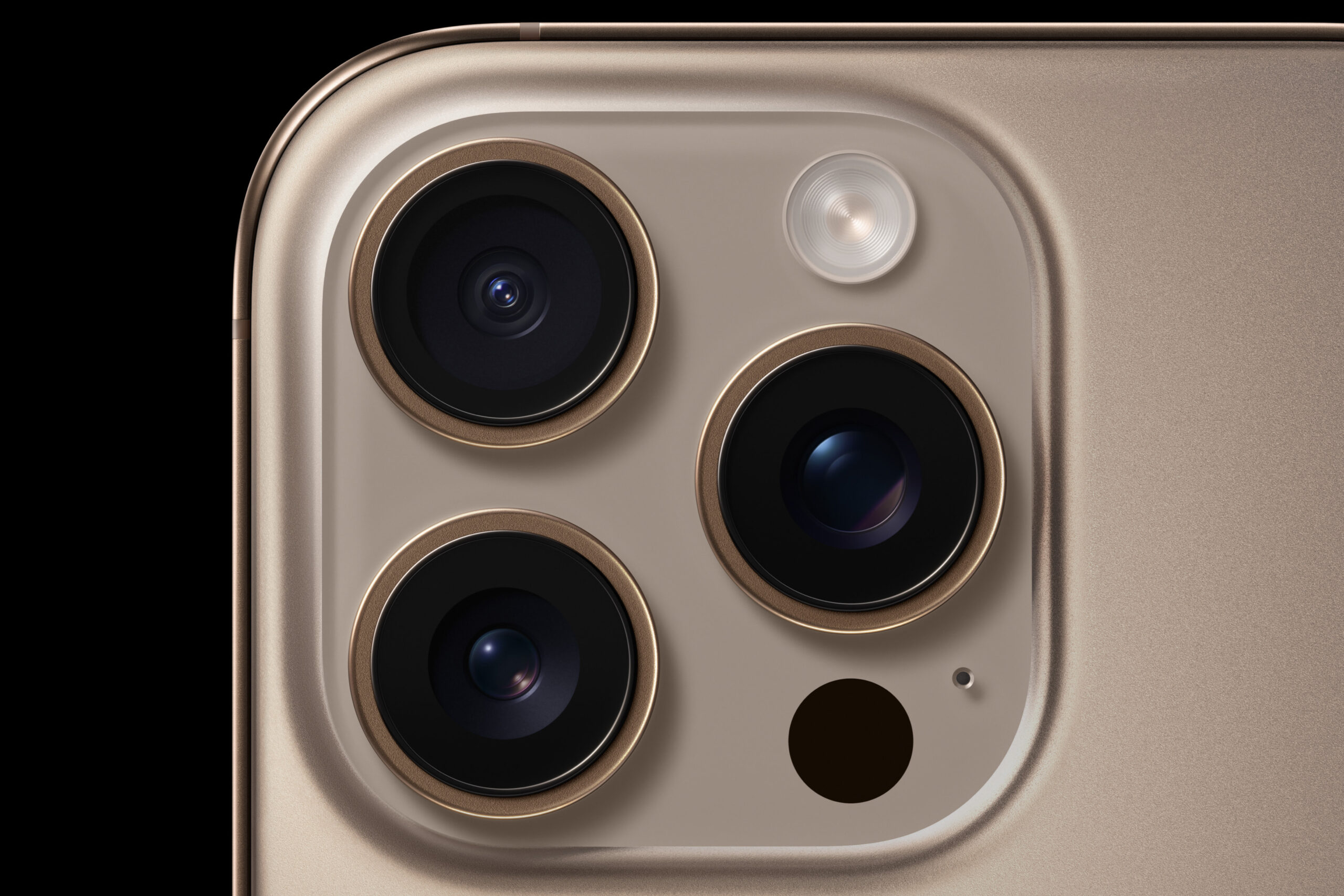 Apple iPhone 16 Pro camera system 240909 scaled