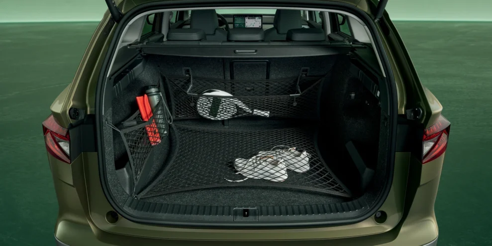 Skoda-Enyaq-2025-trunk