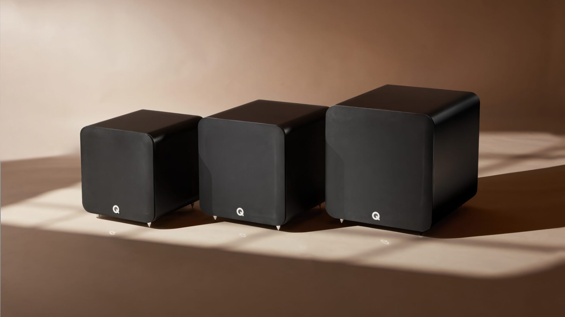 Q Acoustics Q SUB: Ny subwoofer-serie med smart basløsning