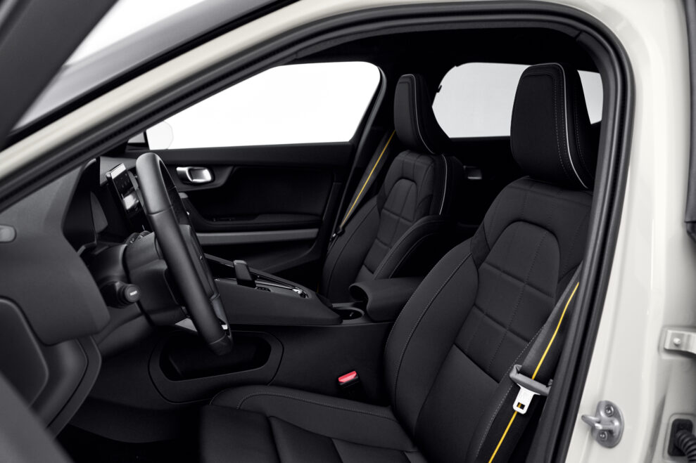 689431 20250402 Polestar 2 MY26