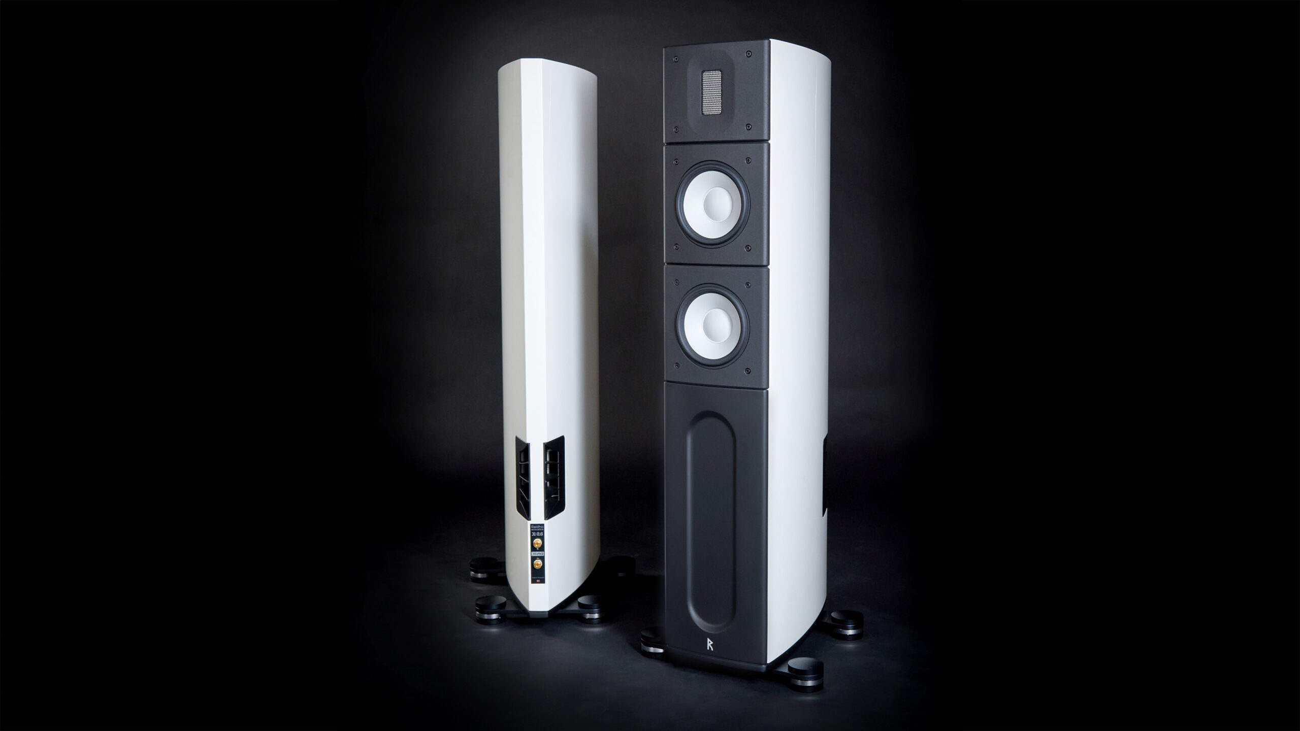 Raidho X2.6 white front